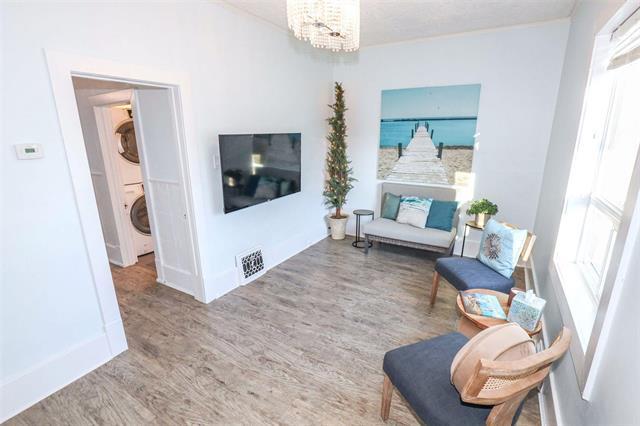 









915


Garwood

AVE,
Winnipeg,




MB
R3M 1M7

