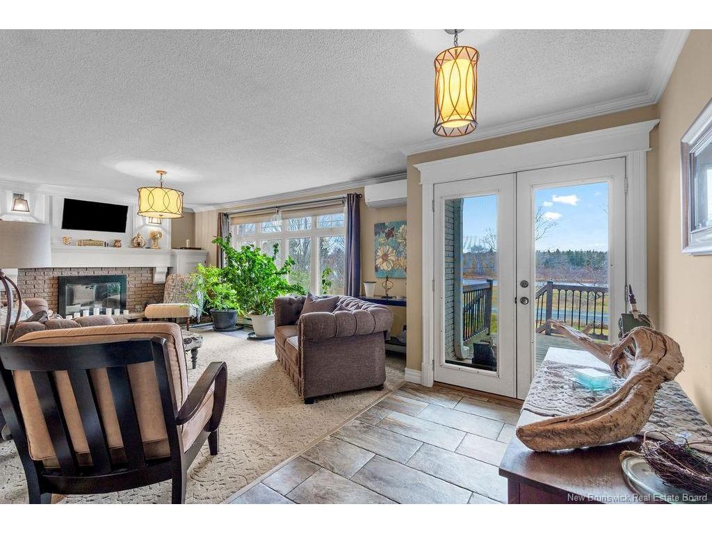 









5


Shadow Lane

,
Sillikers,




NB
E9E 2R5

