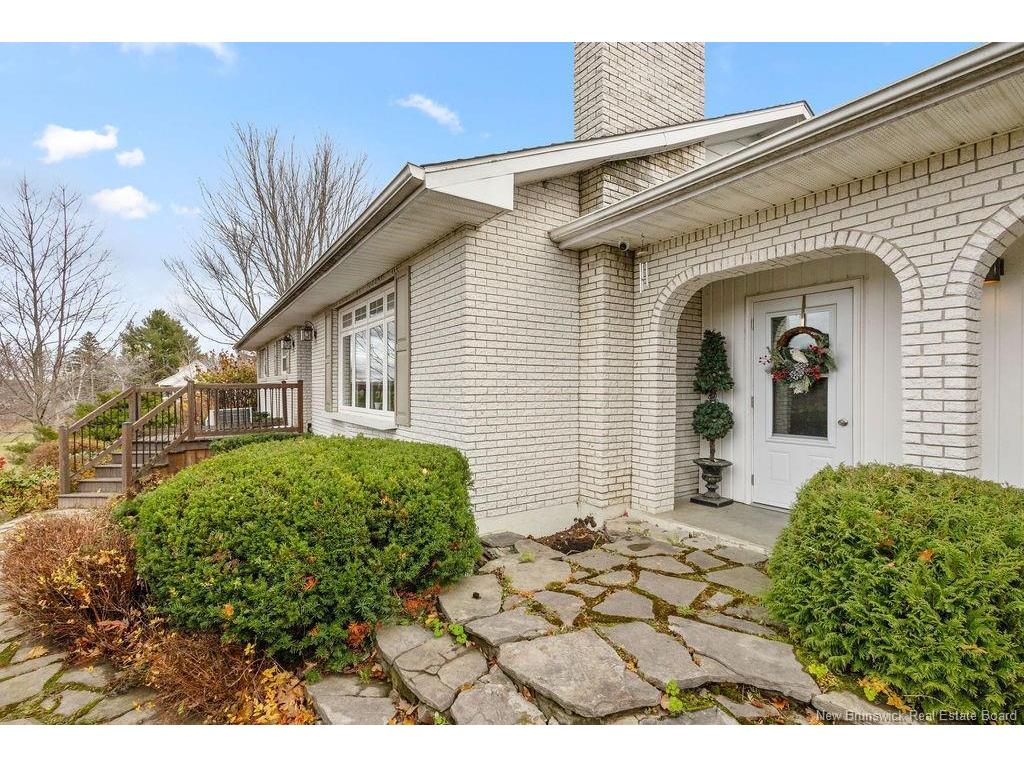 









5


Shadow Lane

,
Sillikers,




NB
E9E 2R5

