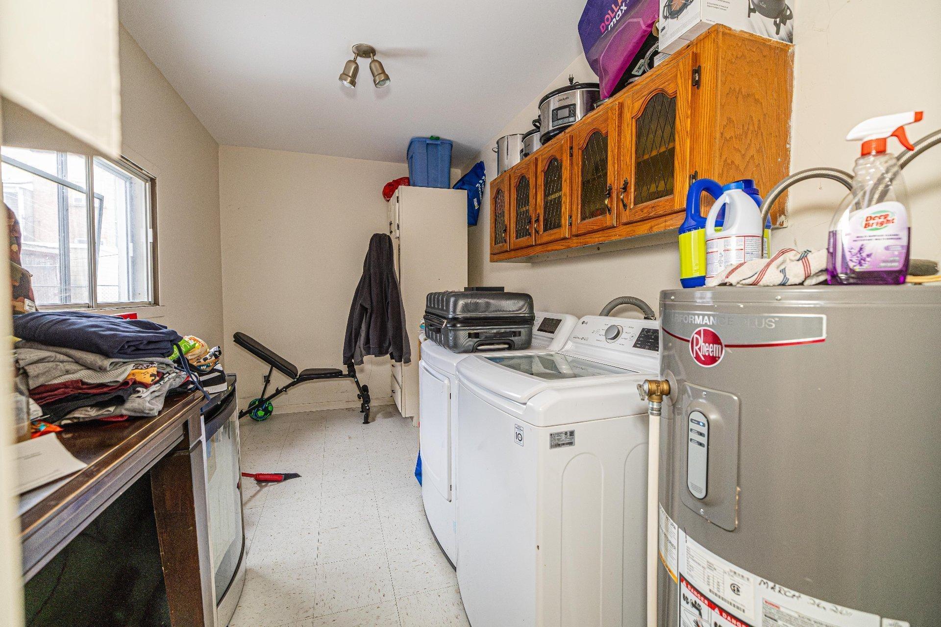 









146

 - 152


Av. St-Pierre

,
Montréal (Lachine),




QC
H8R1P2

