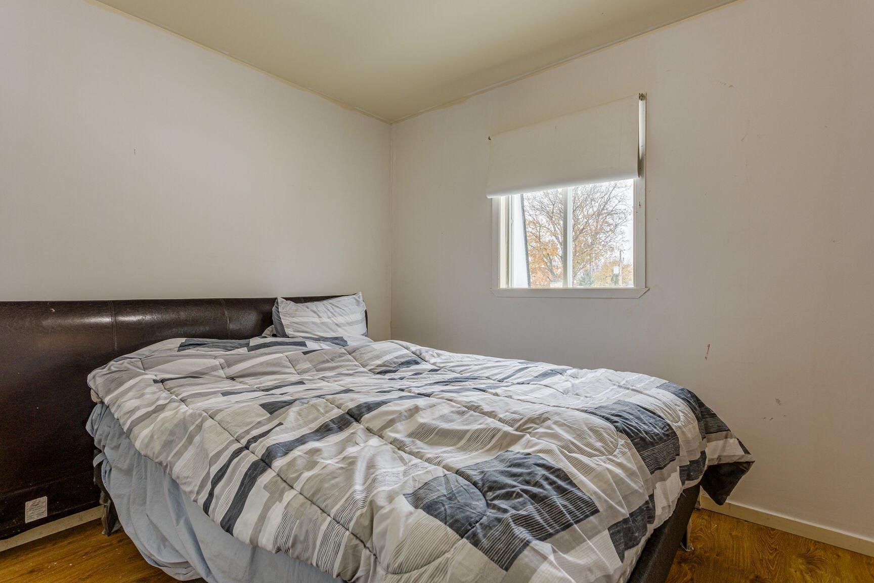 









53


61e Avenue

,
Saint-Eustache,




QC
J7P3M9

