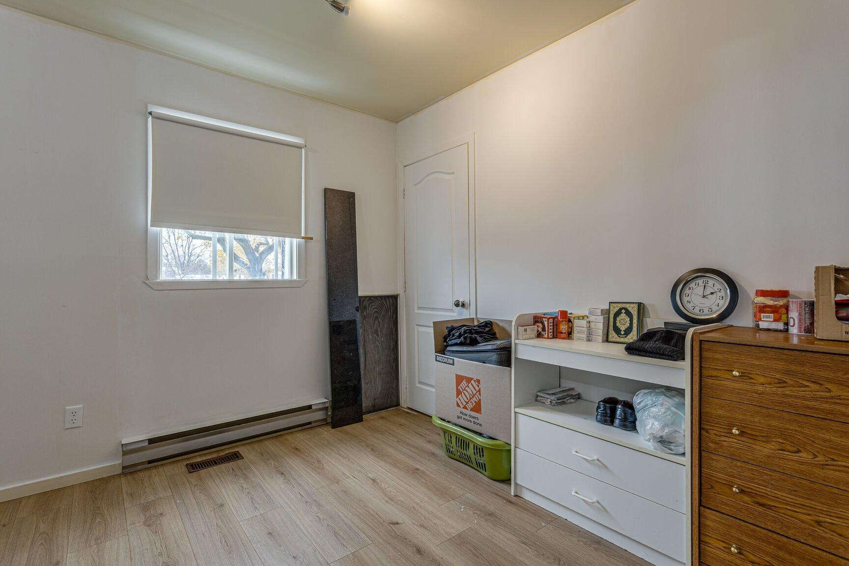 









53


61e Avenue

,
Saint-Eustache,




QC
J7P3M9

