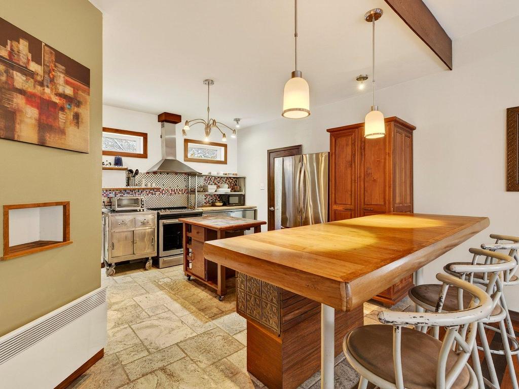 









48


Ch. du Lac-Supérieur

,
Saint-Faustin/Lac-Carré,




QC
J0T2G0

