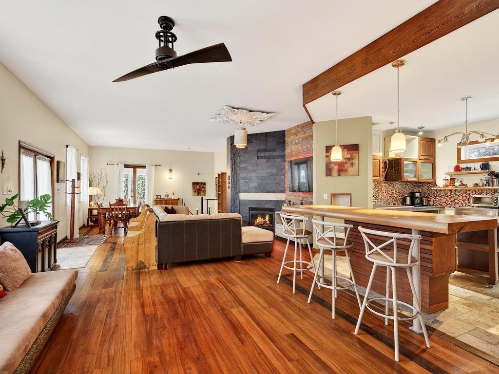 









48


Ch. du Lac-Supérieur

,
Saint-Faustin/Lac-Carré,




QC
J0T2G0

