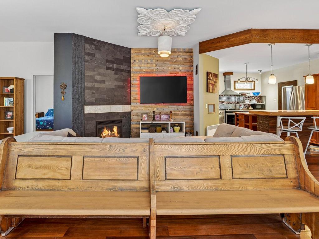 









48


Ch. du Lac-Supérieur

,
Saint-Faustin/Lac-Carré,




QC
J0T2G0

