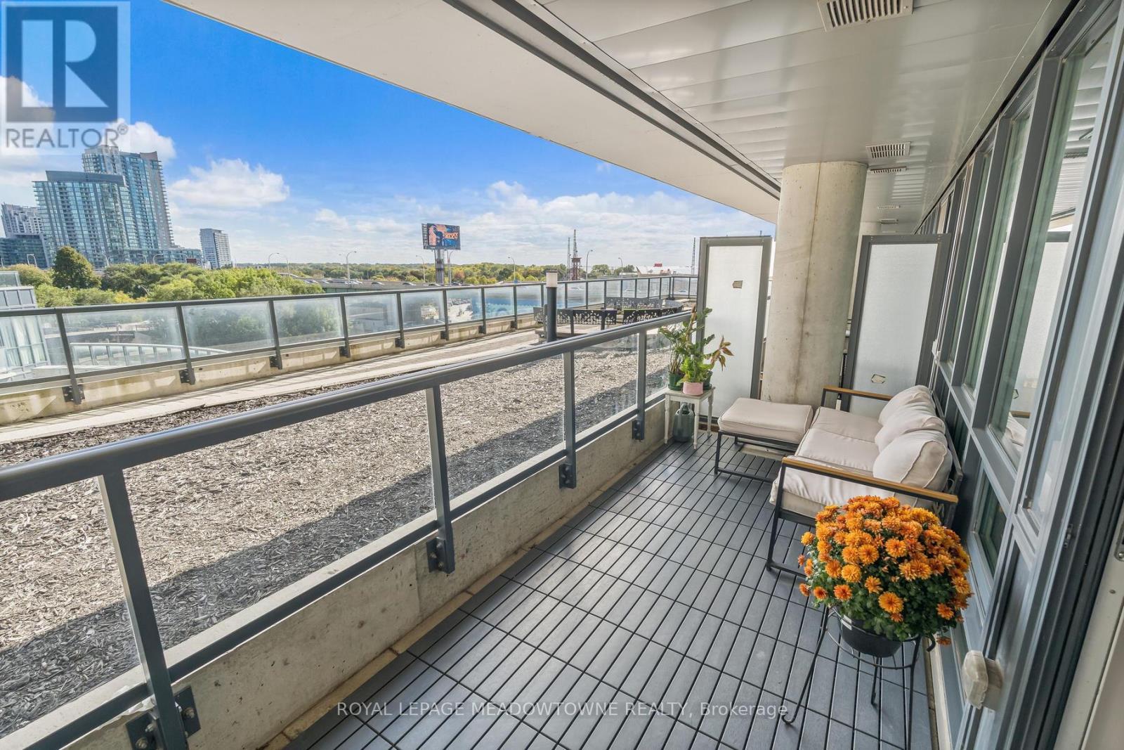 












510 - 51 EAST LIBERTY STREET

,
Toronto,




Ontario
M6K3P8

