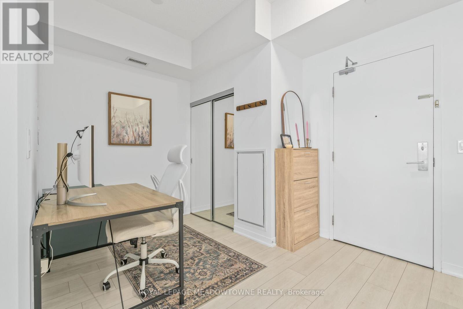 












510 - 51 EAST LIBERTY STREET

,
Toronto,




Ontario
M6K3P8

