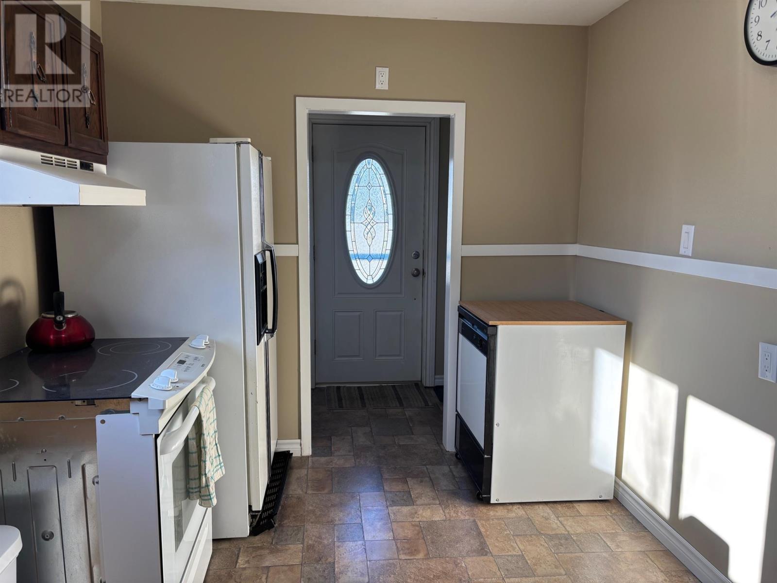 












57 Roman AVE

,
Elliot Lake,




Ontario
P5A1R8

