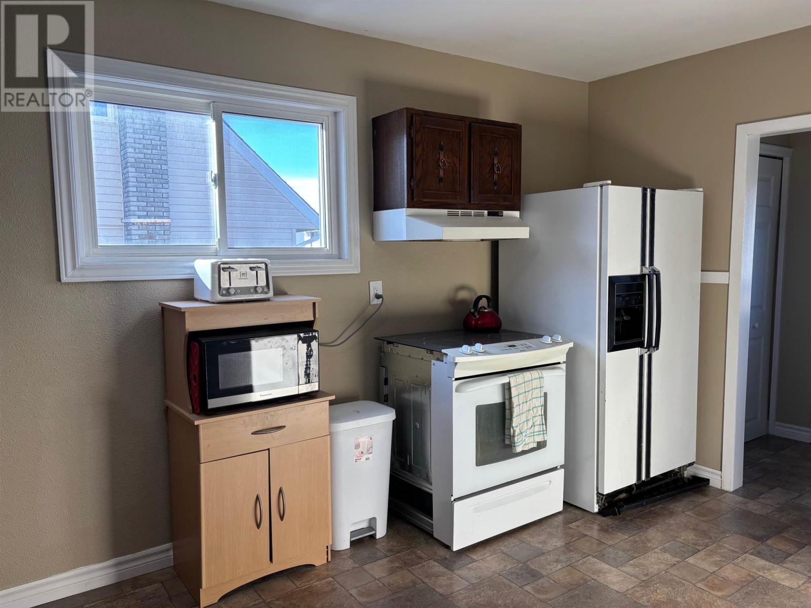 












57 Roman AVE

,
Elliot Lake,




Ontario
P5A1R8

