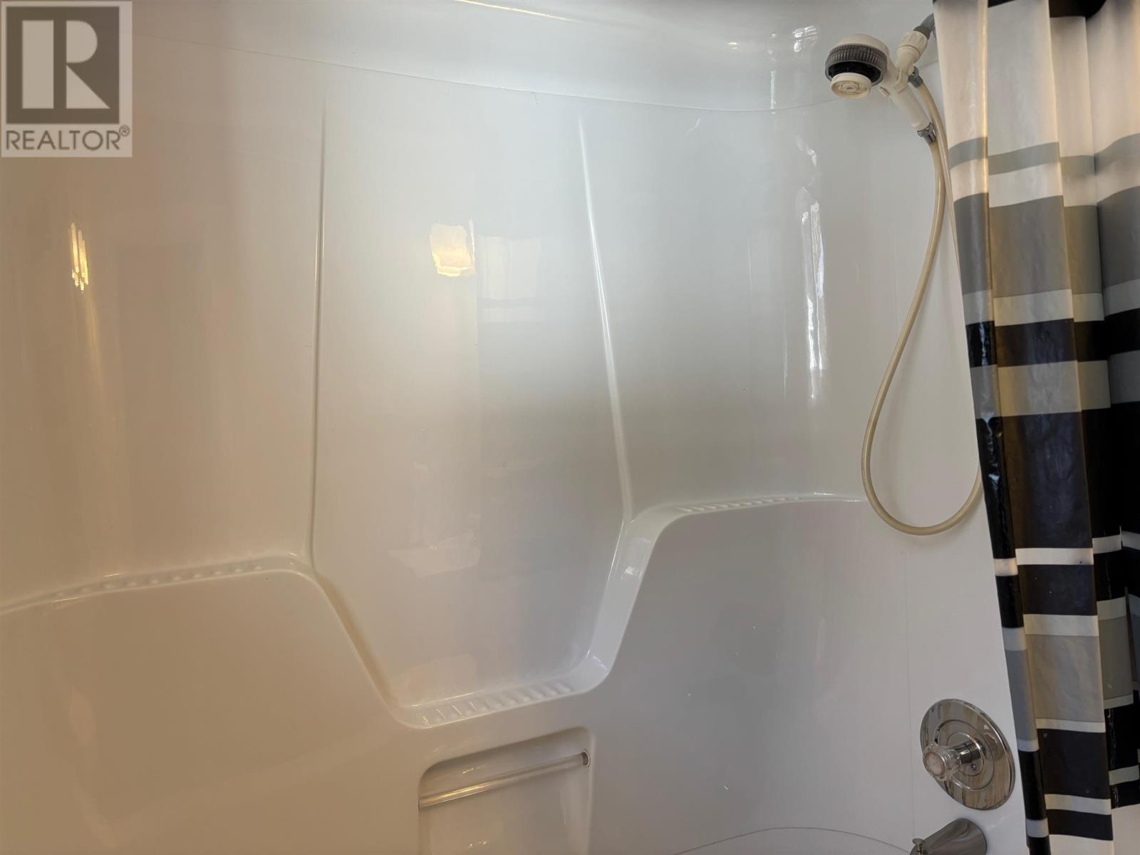 












57 Roman AVE

,
Elliot Lake,




Ontario
P5A1R8

