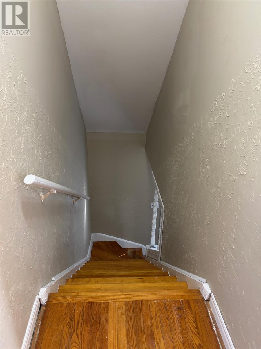 












57 Roman AVE

,
Elliot Lake,




Ontario
P5A1R8

