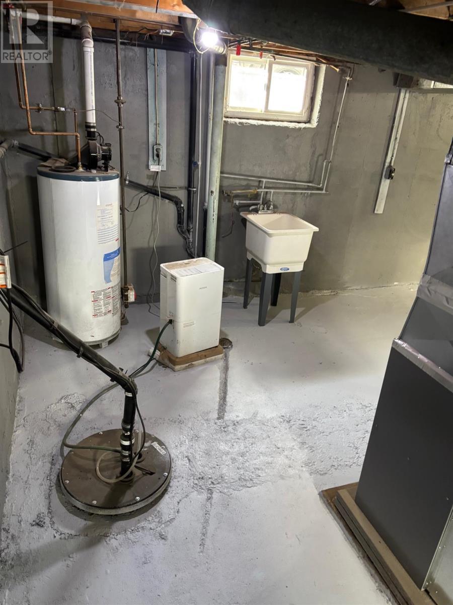 












57 Roman AVE

,
Elliot Lake,




Ontario
P5A1R8

