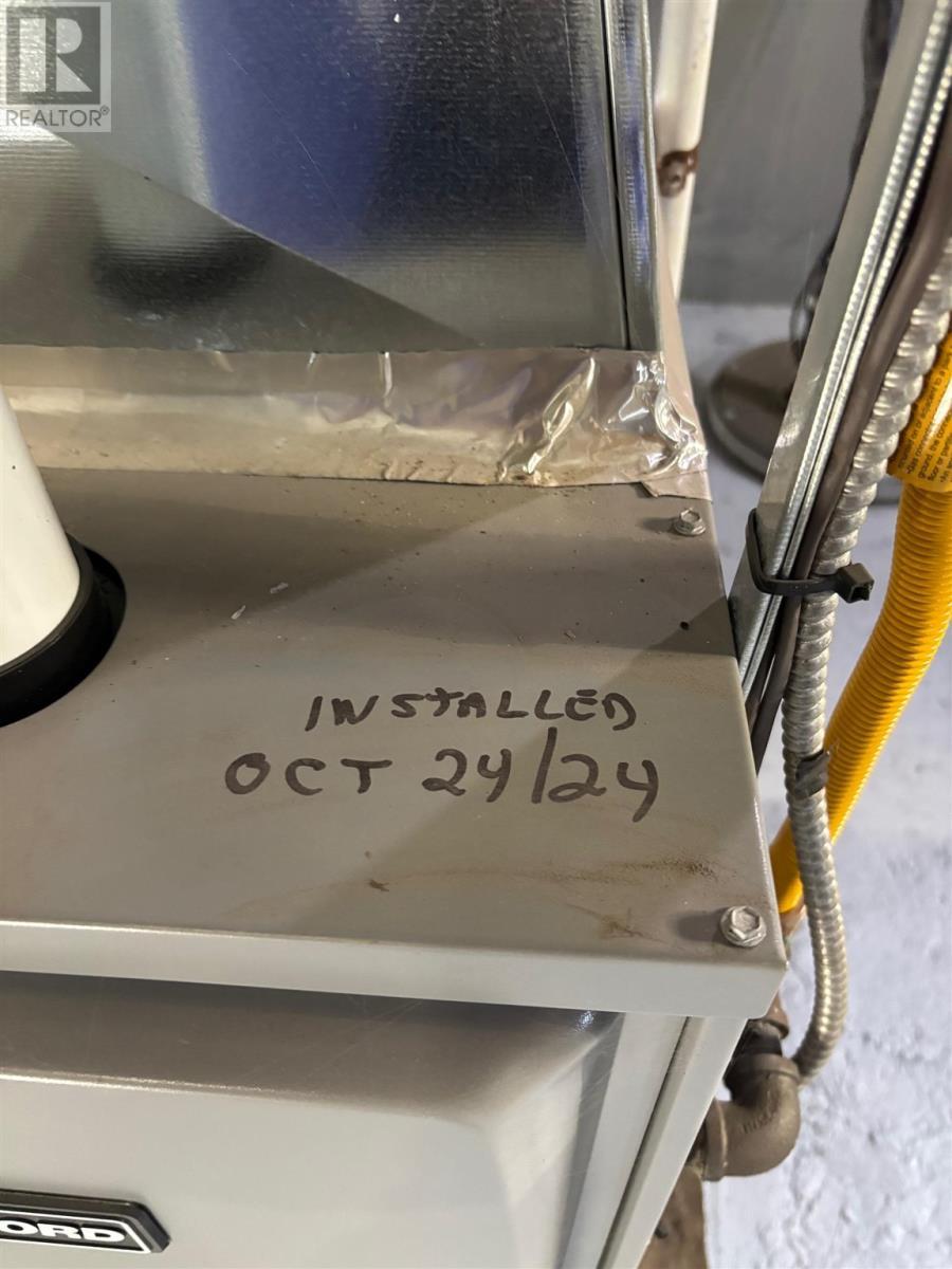 












57 Roman AVE

,
Elliot Lake,




Ontario
P5A1R8

