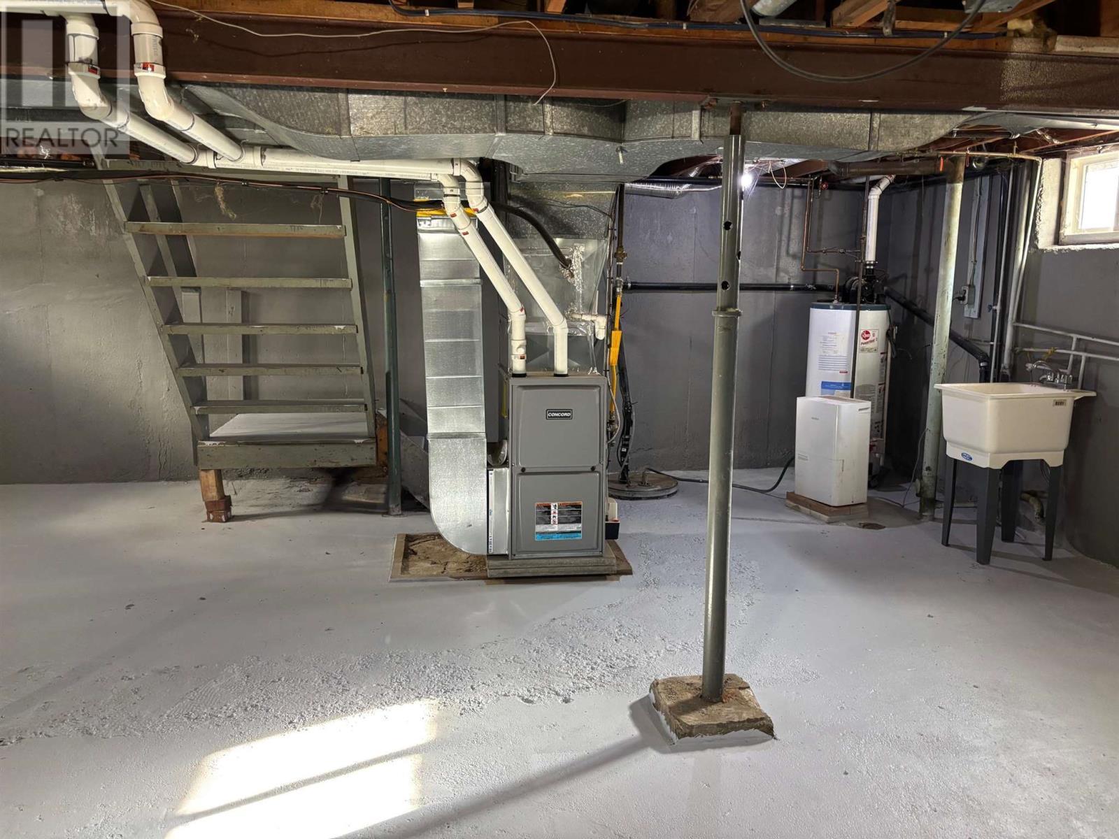 












57 Roman AVE

,
Elliot Lake,




Ontario
P5A1R8

