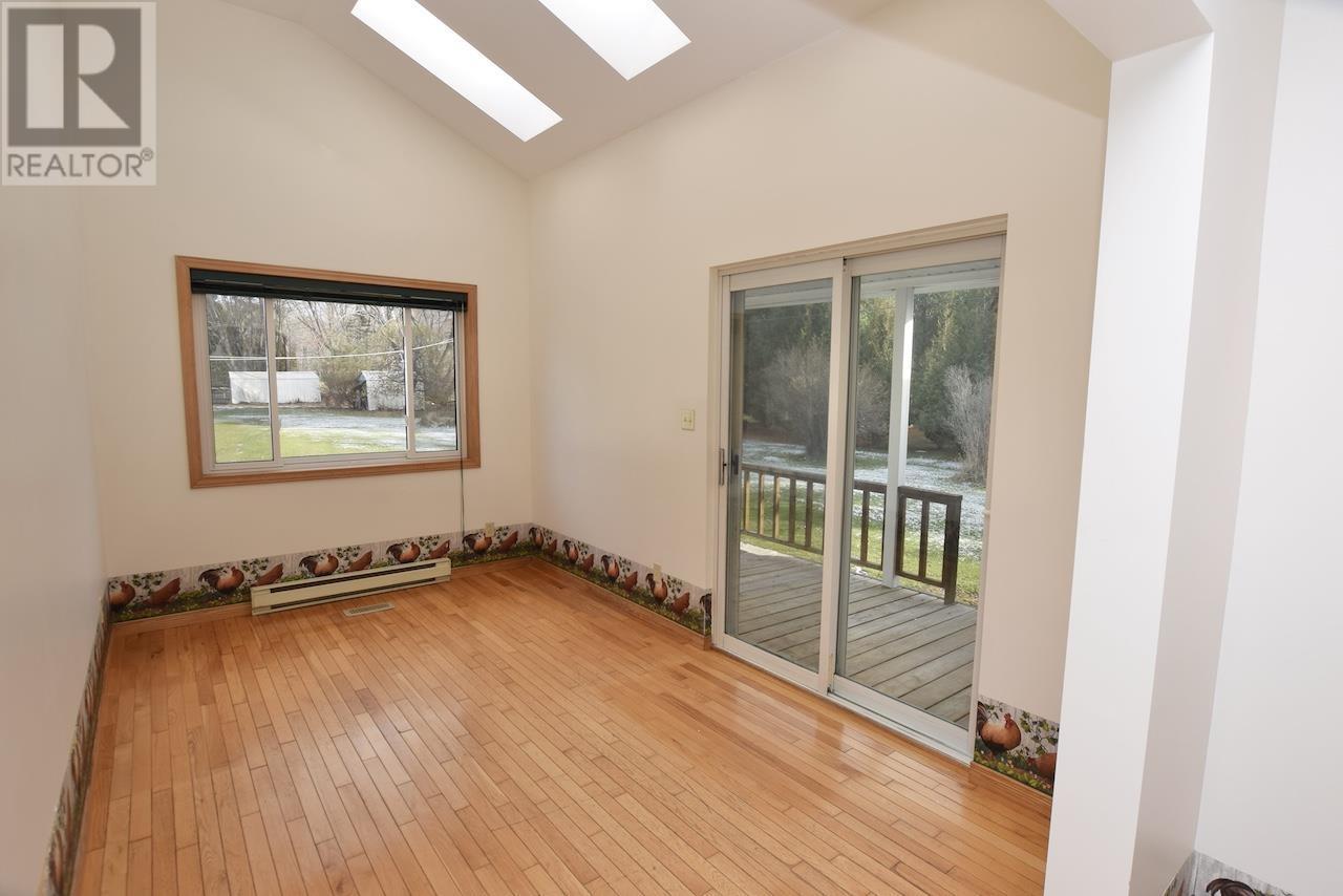 












3 Eastman RD

,
Blind River,




Ontario
P0R1B0

