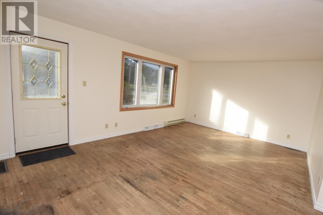 












3 Eastman RD

,
Blind River,




Ontario
P0R1B0

