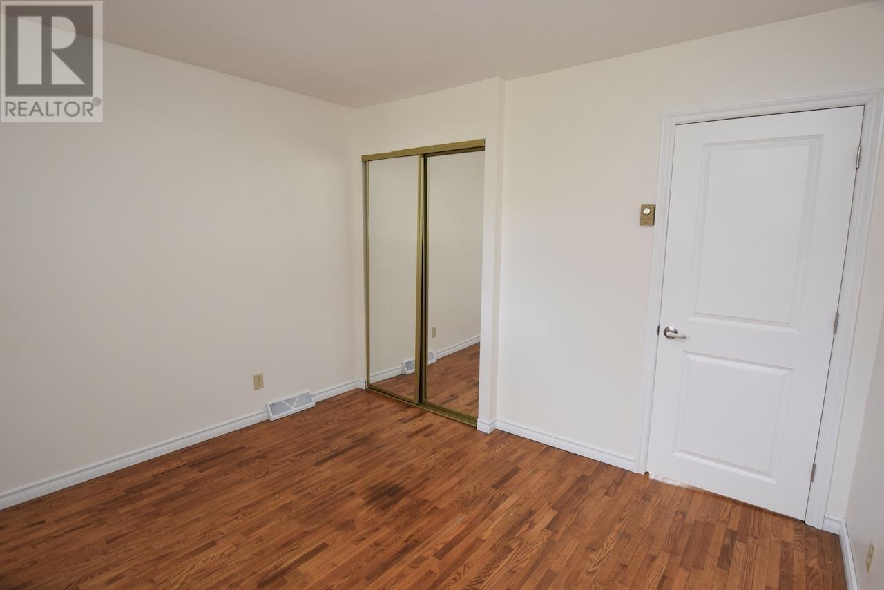 












3 Eastman RD

,
Blind River,




Ontario
P0R1B0

