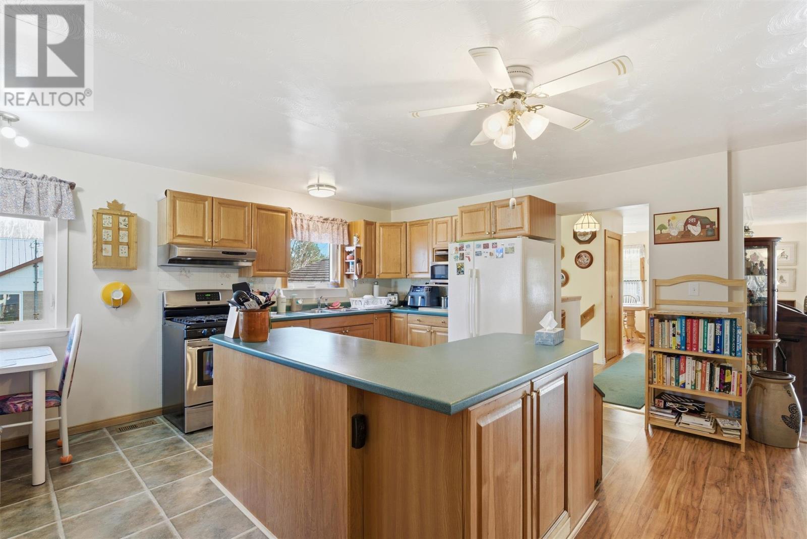 












11 John ST

,
Iron Bridge,




Ontario
P0R1H0

