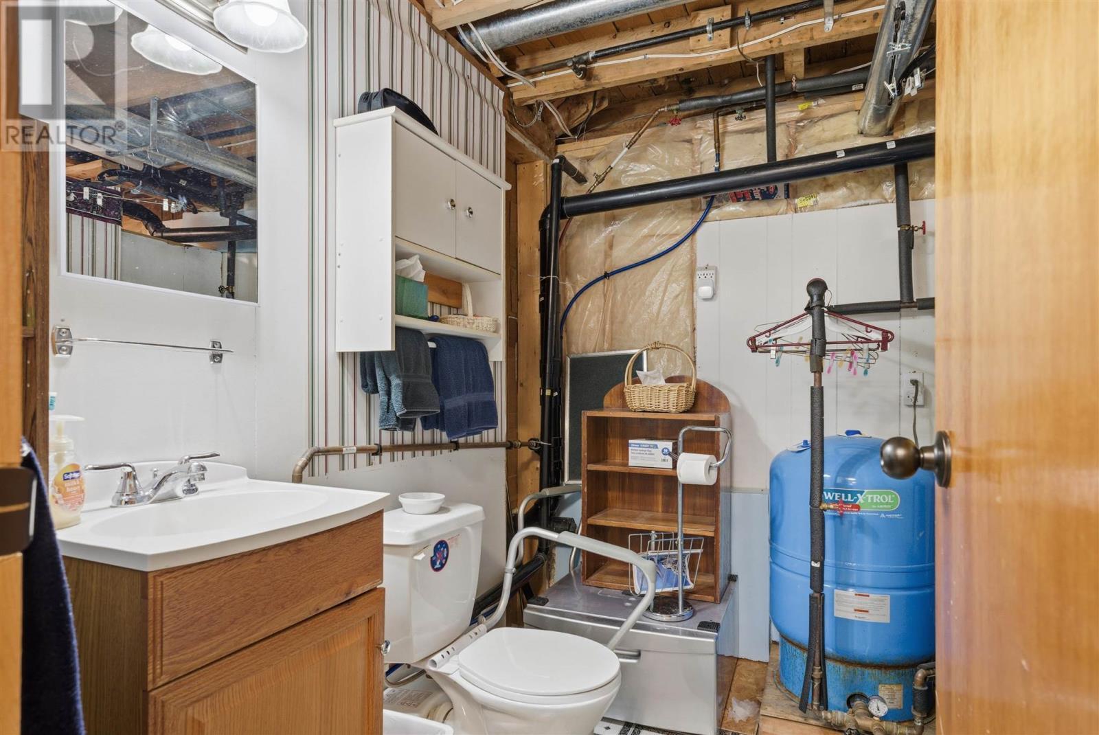 












11 John ST

,
Iron Bridge,




Ontario
P0R1H0

