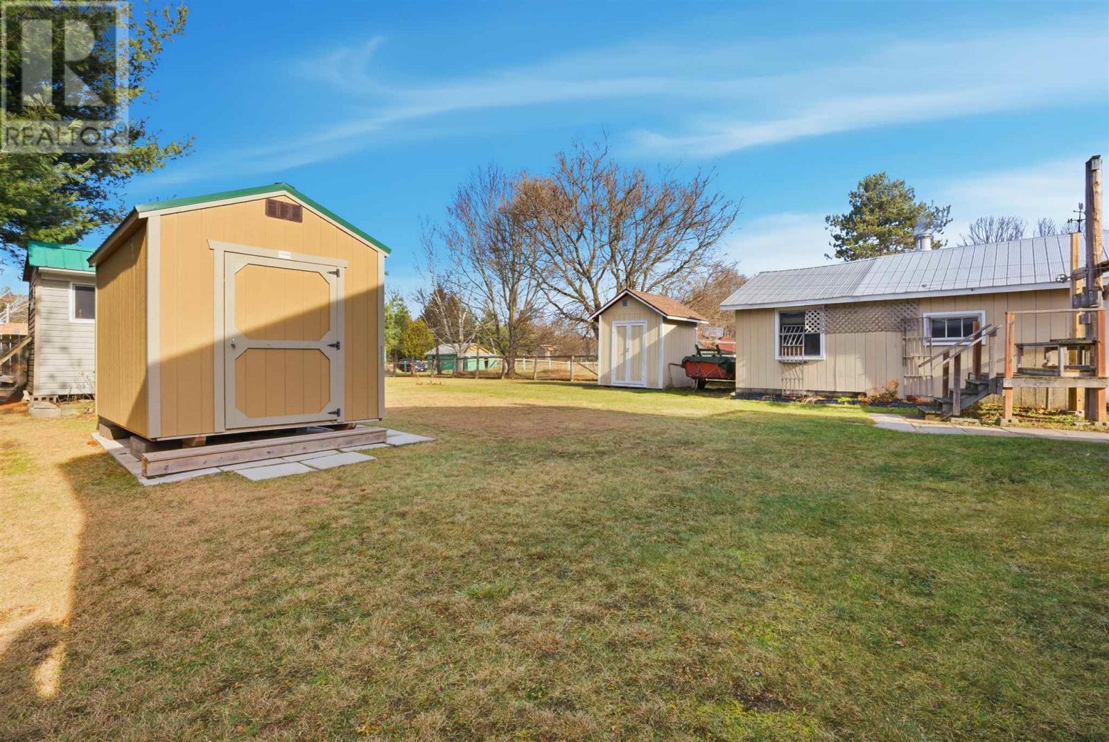 












11 John ST

,
Iron Bridge,




Ontario
P0R1H0

