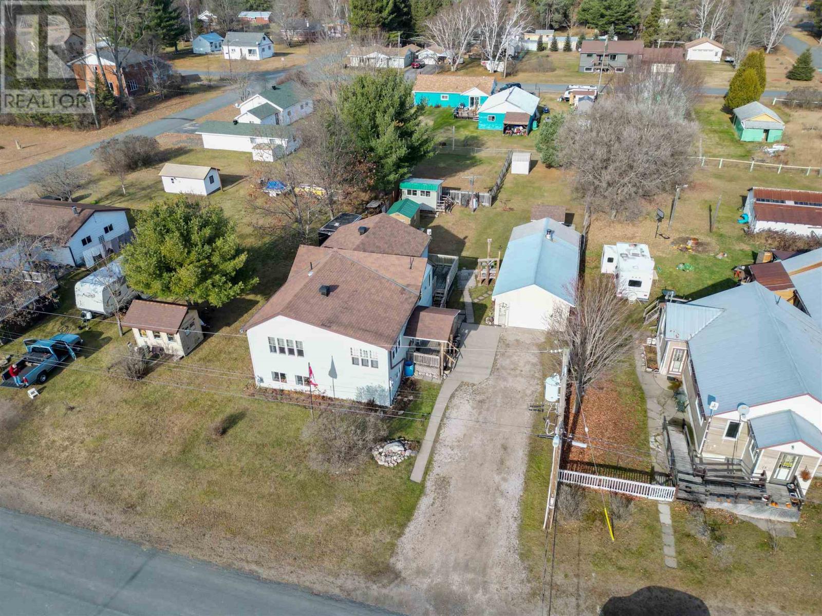 












11 John ST

,
Iron Bridge,




Ontario
P0R1H0

