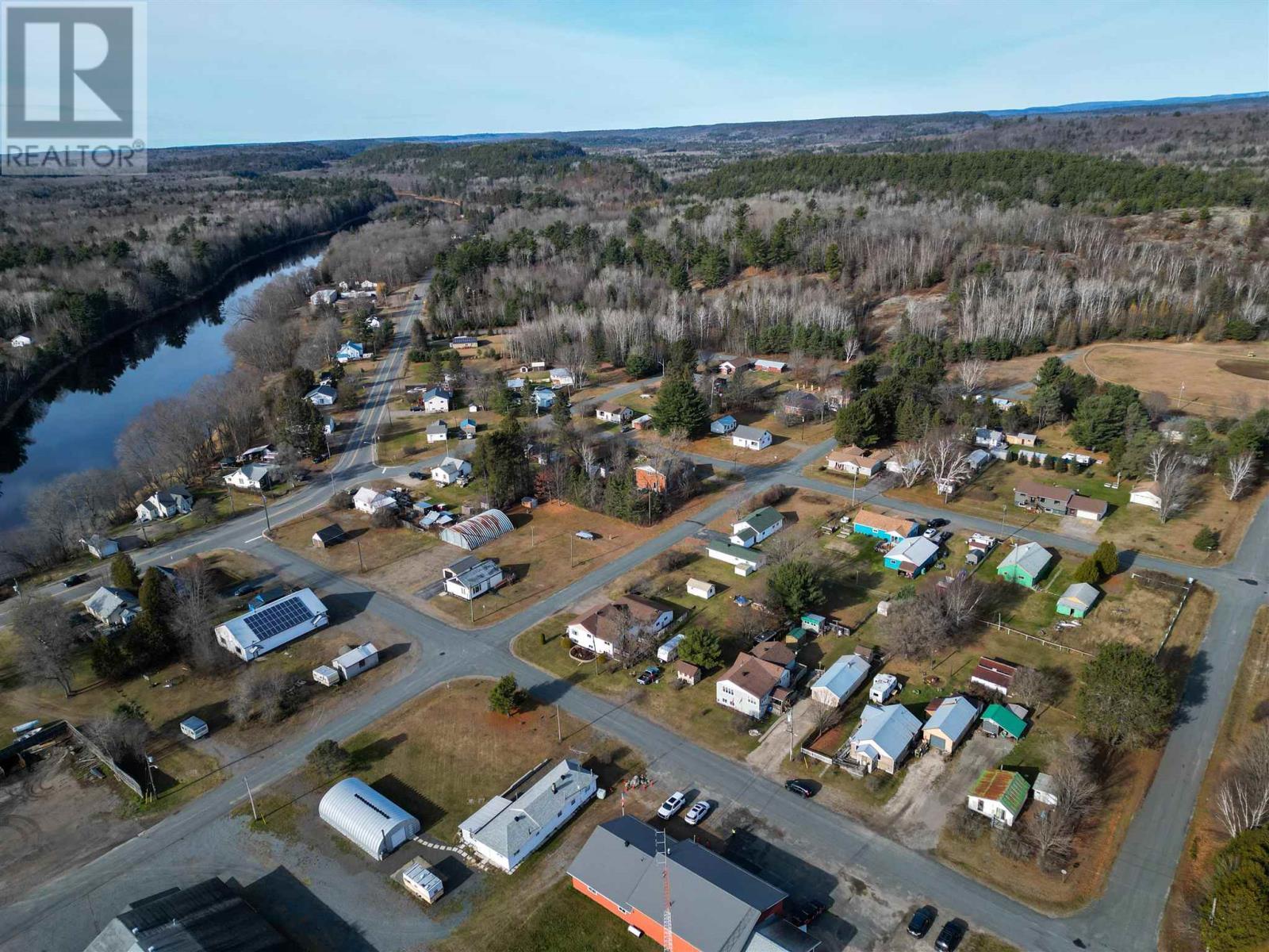 












11 John ST

,
Iron Bridge,




Ontario
P0R1H0

