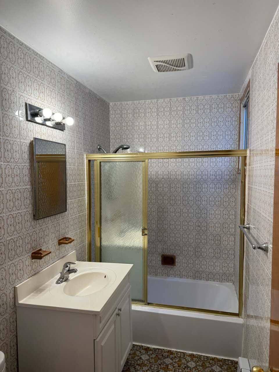 









6617

 - 6619


Rue Mazarin

,
Montréal (Le Sud-Ouest),




QC
H4E2X6

