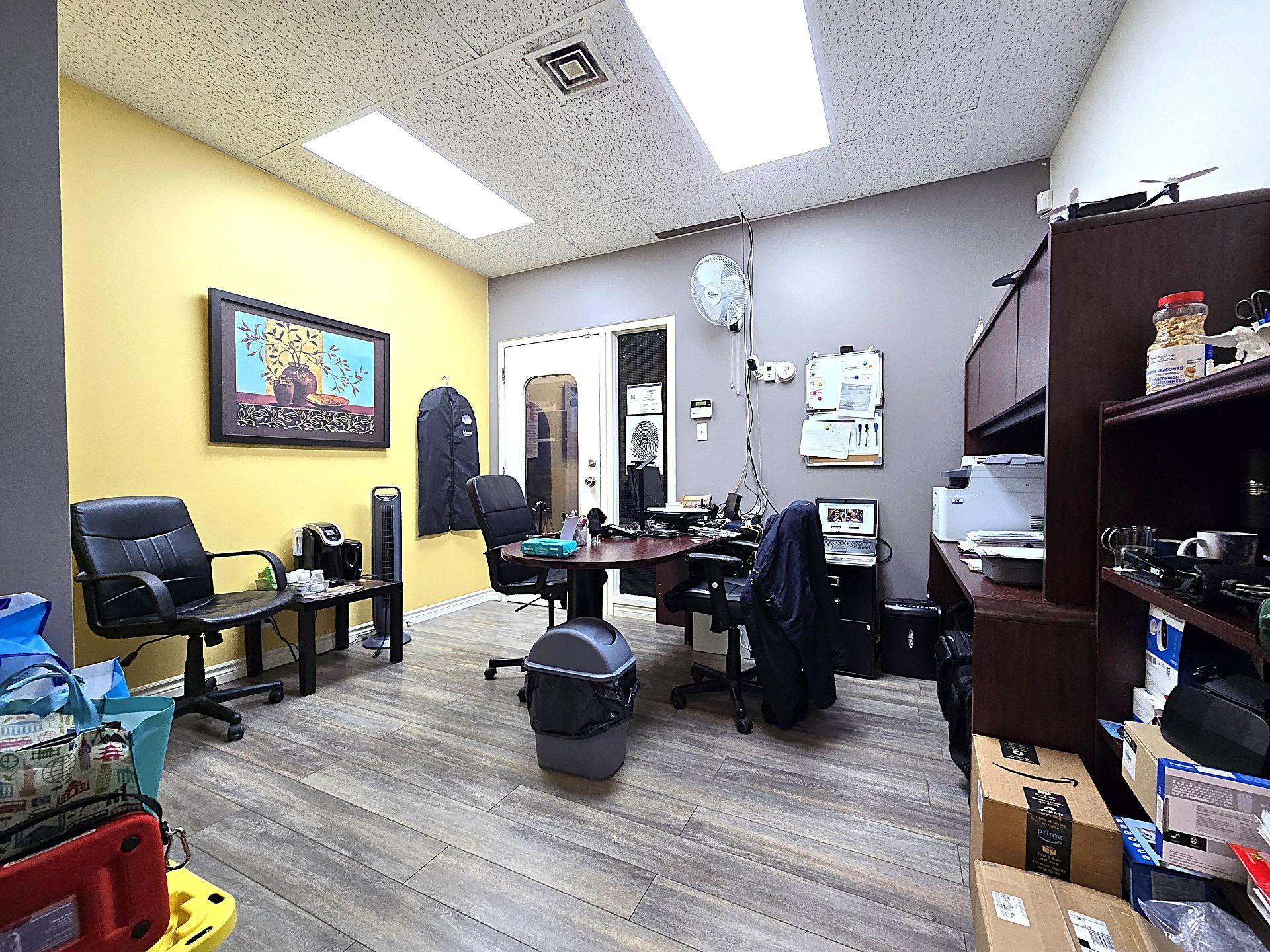 









5785


Boul. des Laurentides

, 204,
Laval (Auteuil),




QC
H7K2K5

