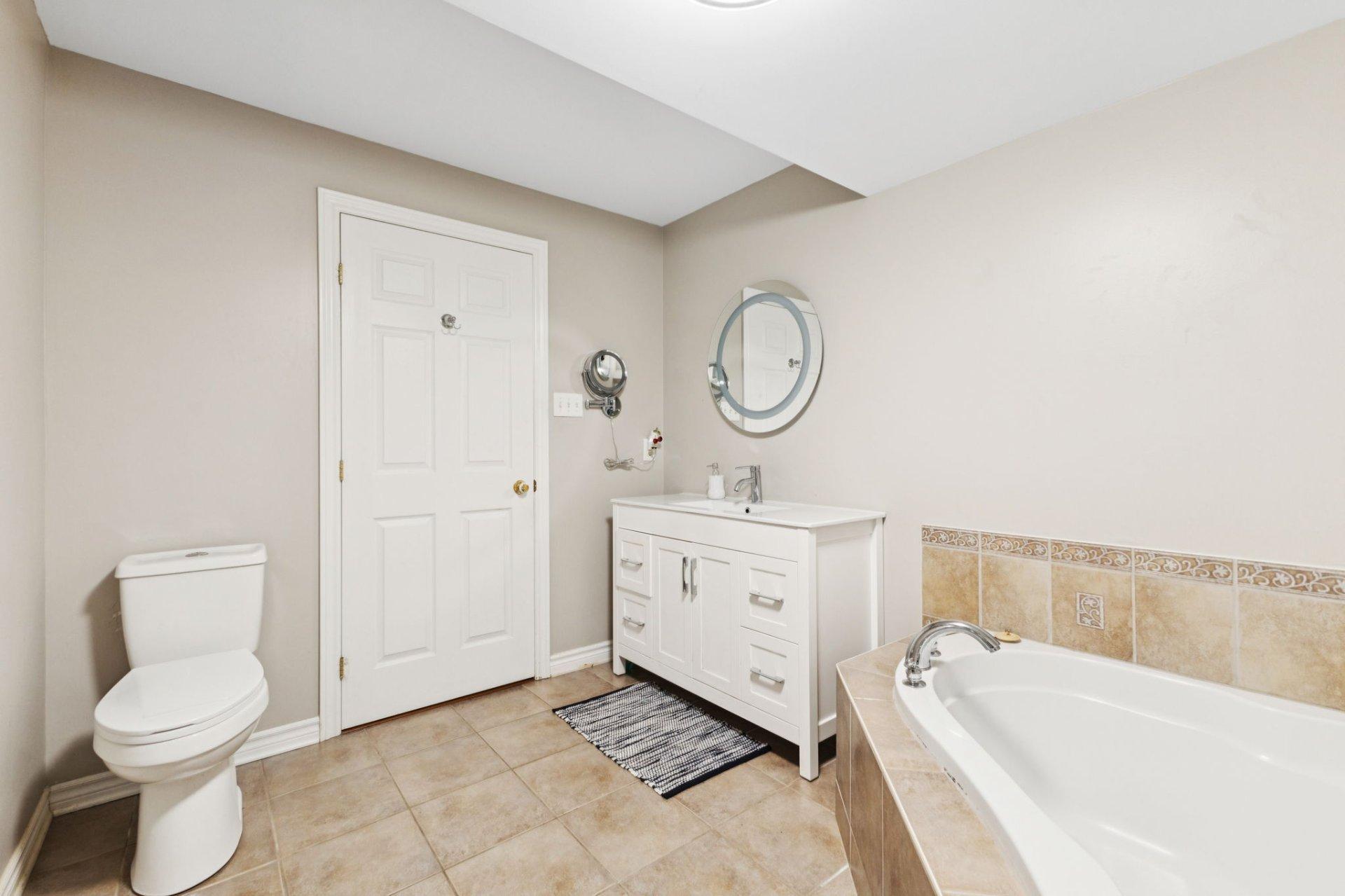 









97


Rue Ernest-Gaboury

, 101,
Gatineau (Gatineau),




QC
J8V0G2

