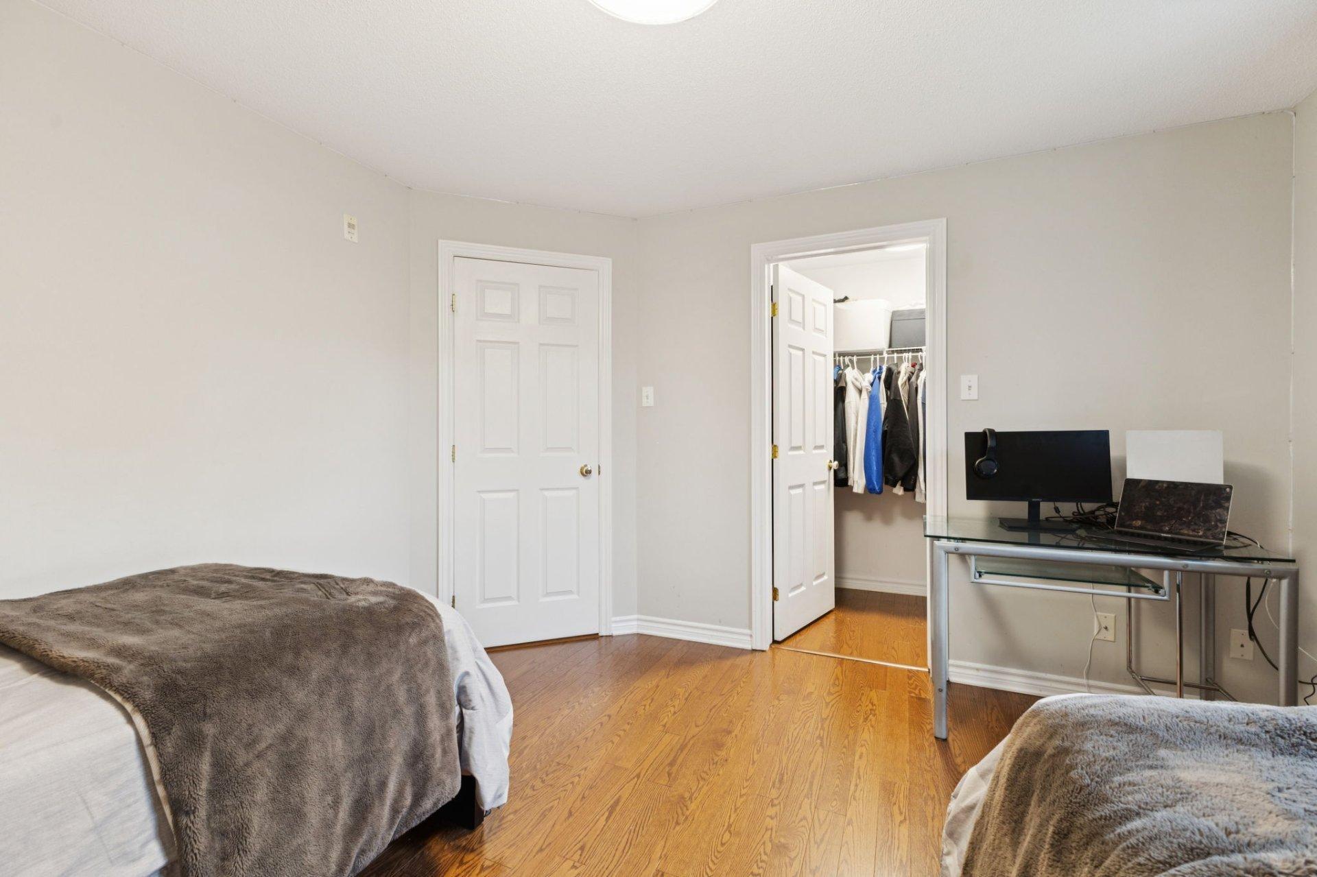 









97


Rue Ernest-Gaboury

, 101,
Gatineau (Gatineau),




QC
J8V0G2

