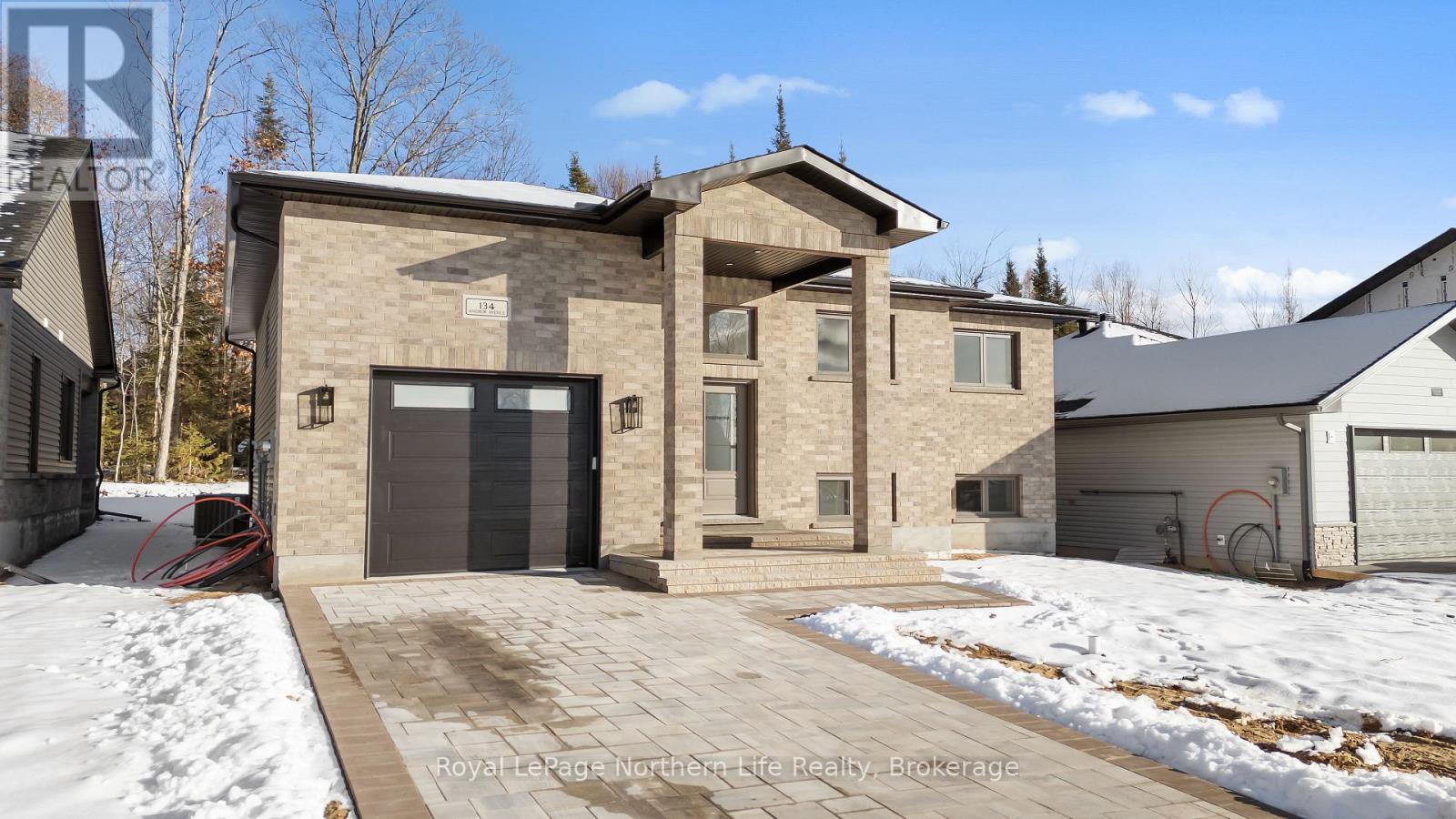 












134 ANDREW AVENUE

,
North Bay (Airport),




Ontario
P1B0G8

