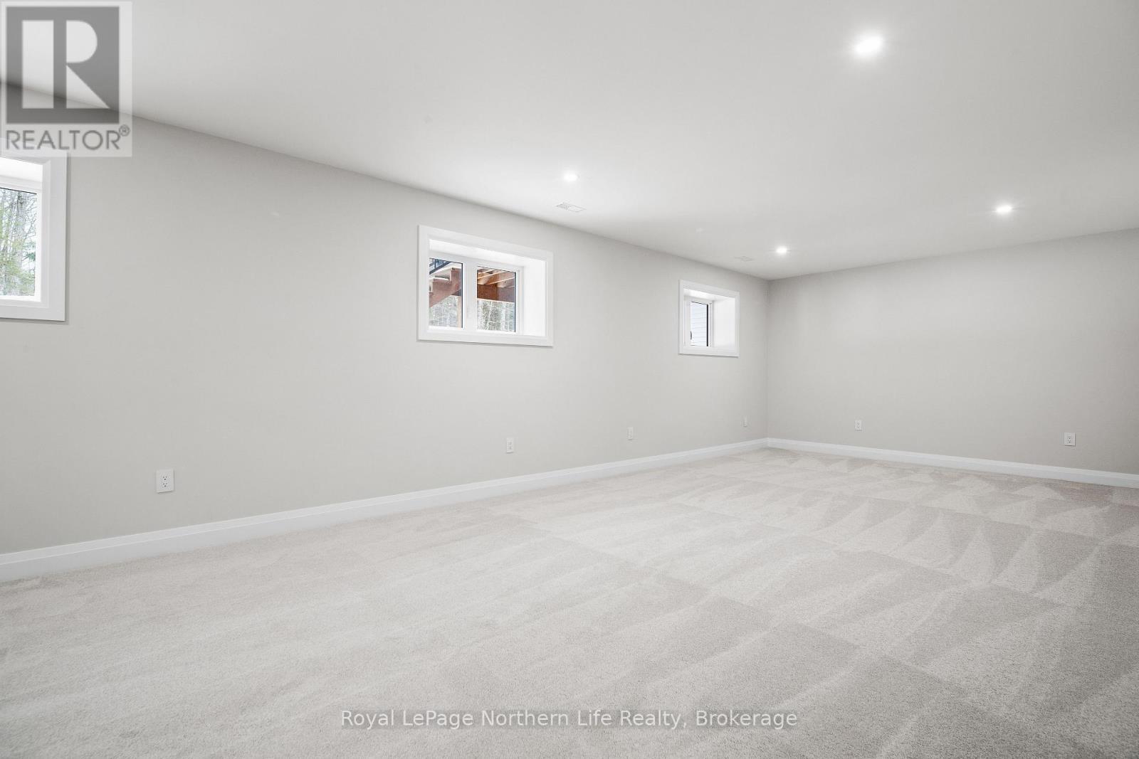 












134 ANDREW AVENUE

,
North Bay (Airport),




Ontario
P1B0G8

