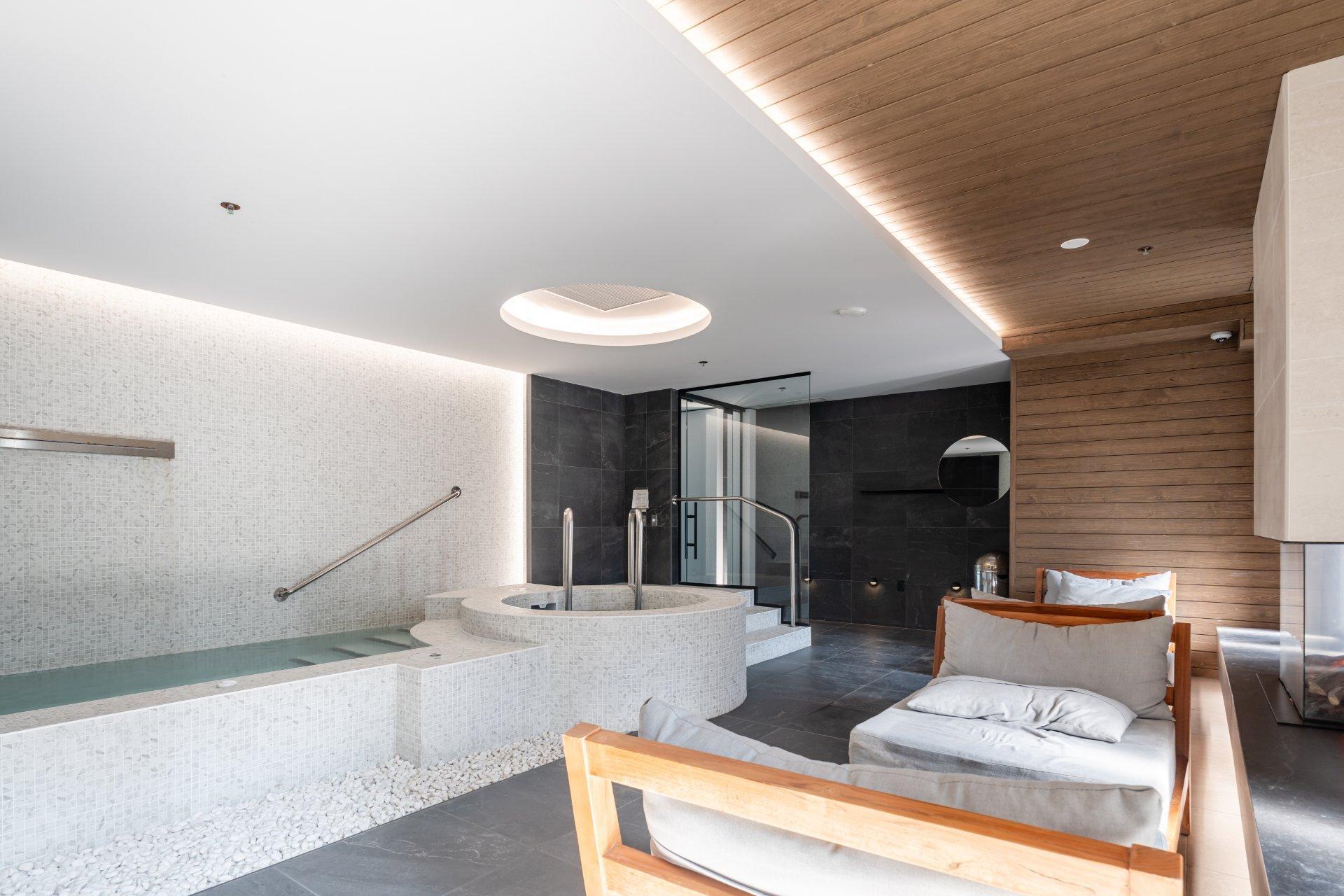 









505


Rue de l'Escale

, 321,
Brossard,




QC
J4Z0T3

