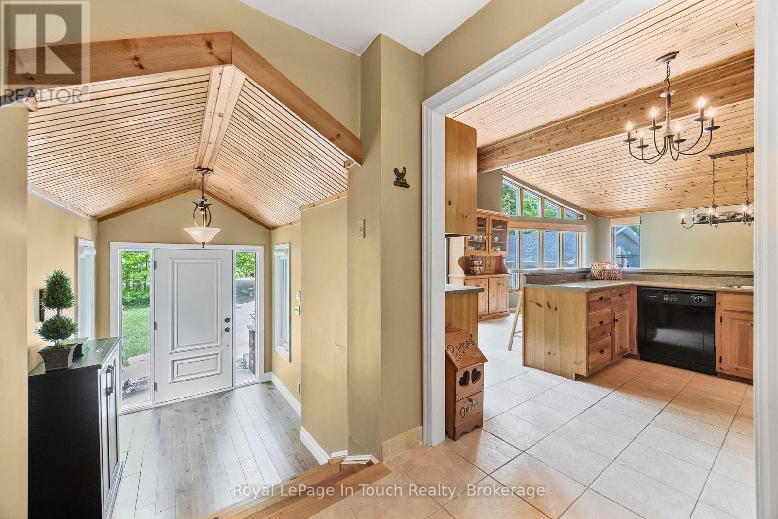 












726 PENNORTH DRIVE

,
Tiny,




Ontario
L0L2J0

