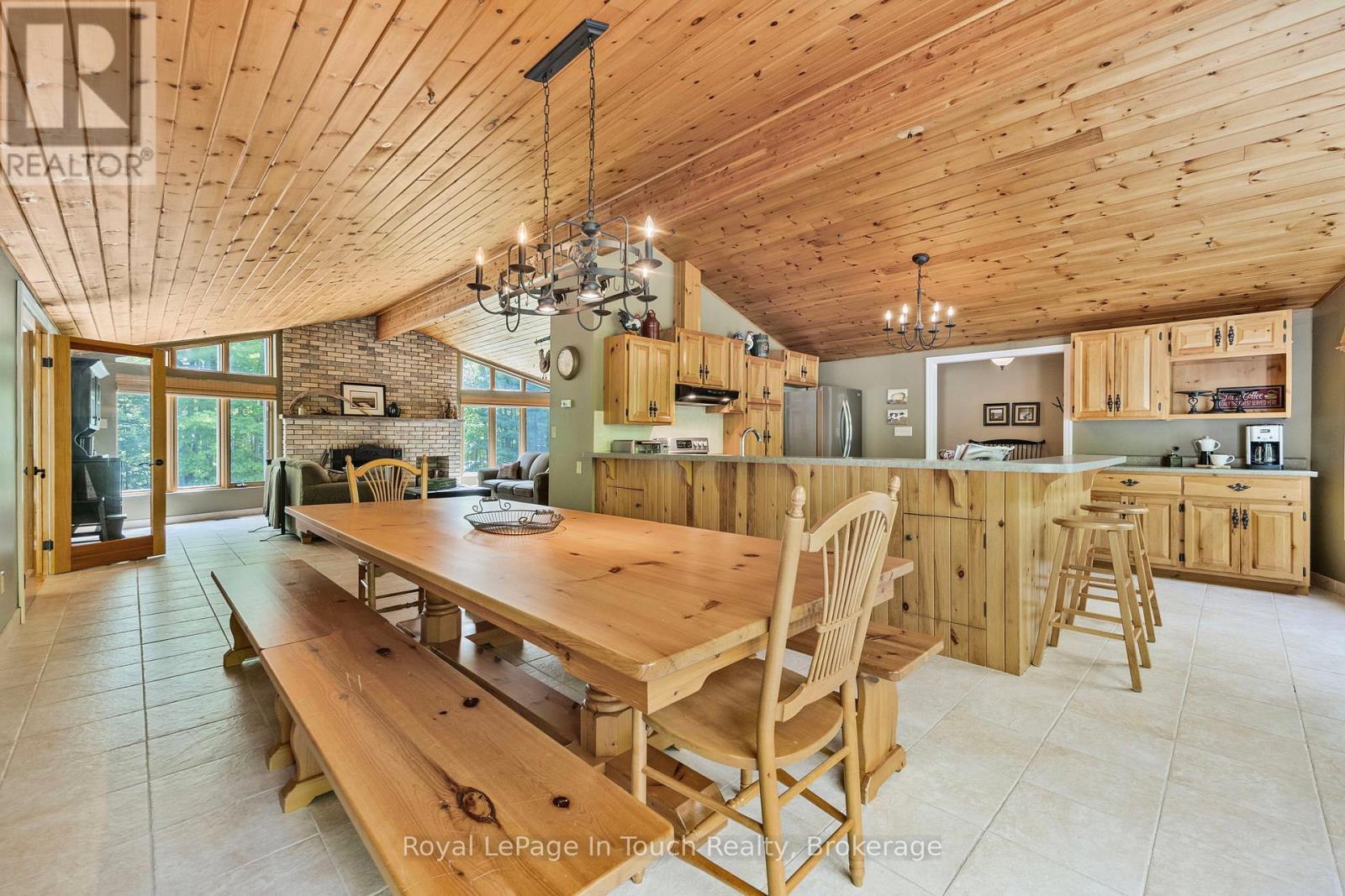 












726 PENNORTH DRIVE

,
Tiny,




Ontario
L0L2J0

