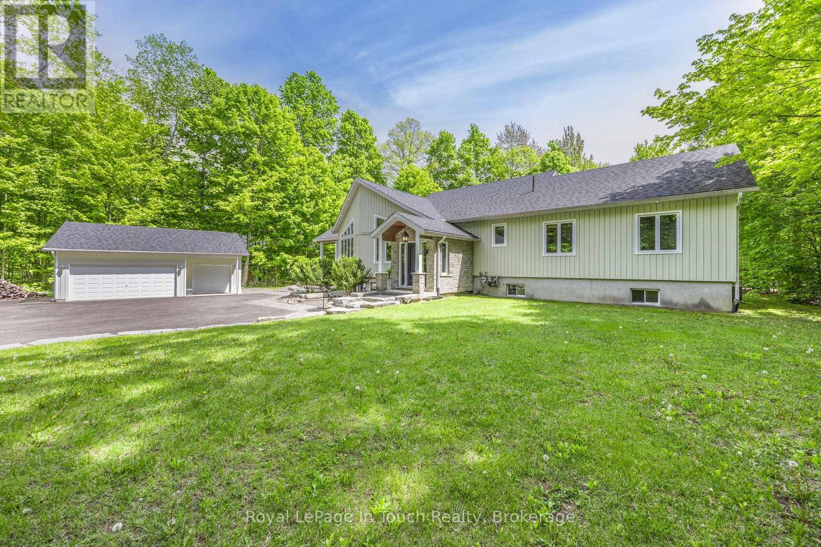 












726 PENNORTH DRIVE

,
Tiny,




Ontario
L0L2J0

