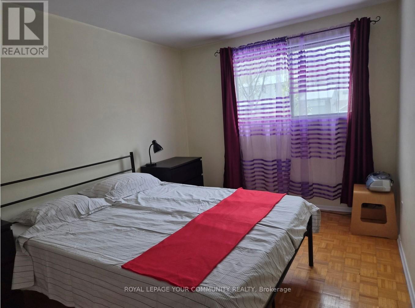 












557 GLEN MANOR BOULEVARD

,
Waterloo,




Ontario
N2L4T7

