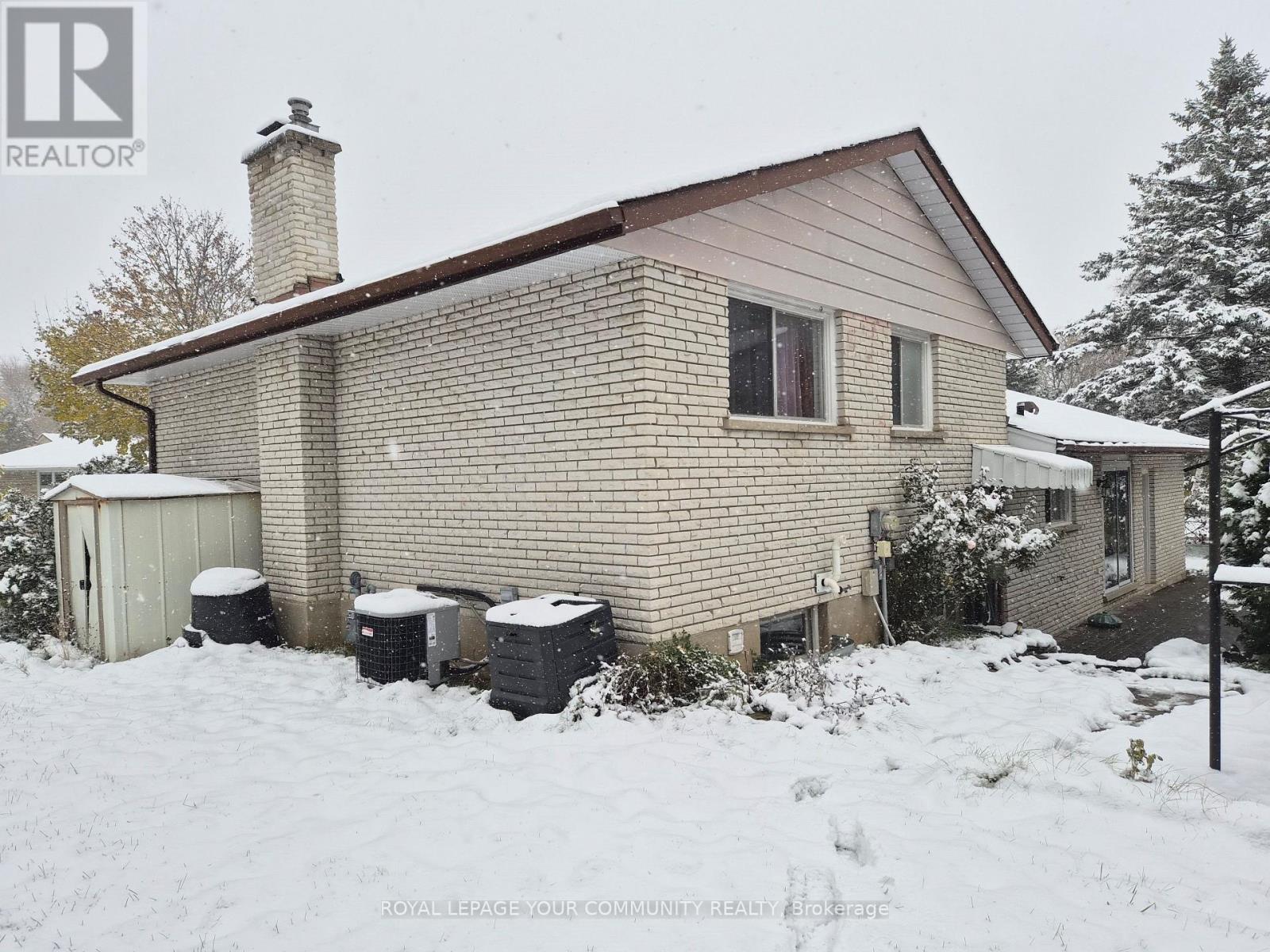 












557 GLEN MANOR BOULEVARD

,
Waterloo,




Ontario
N2L4T7

