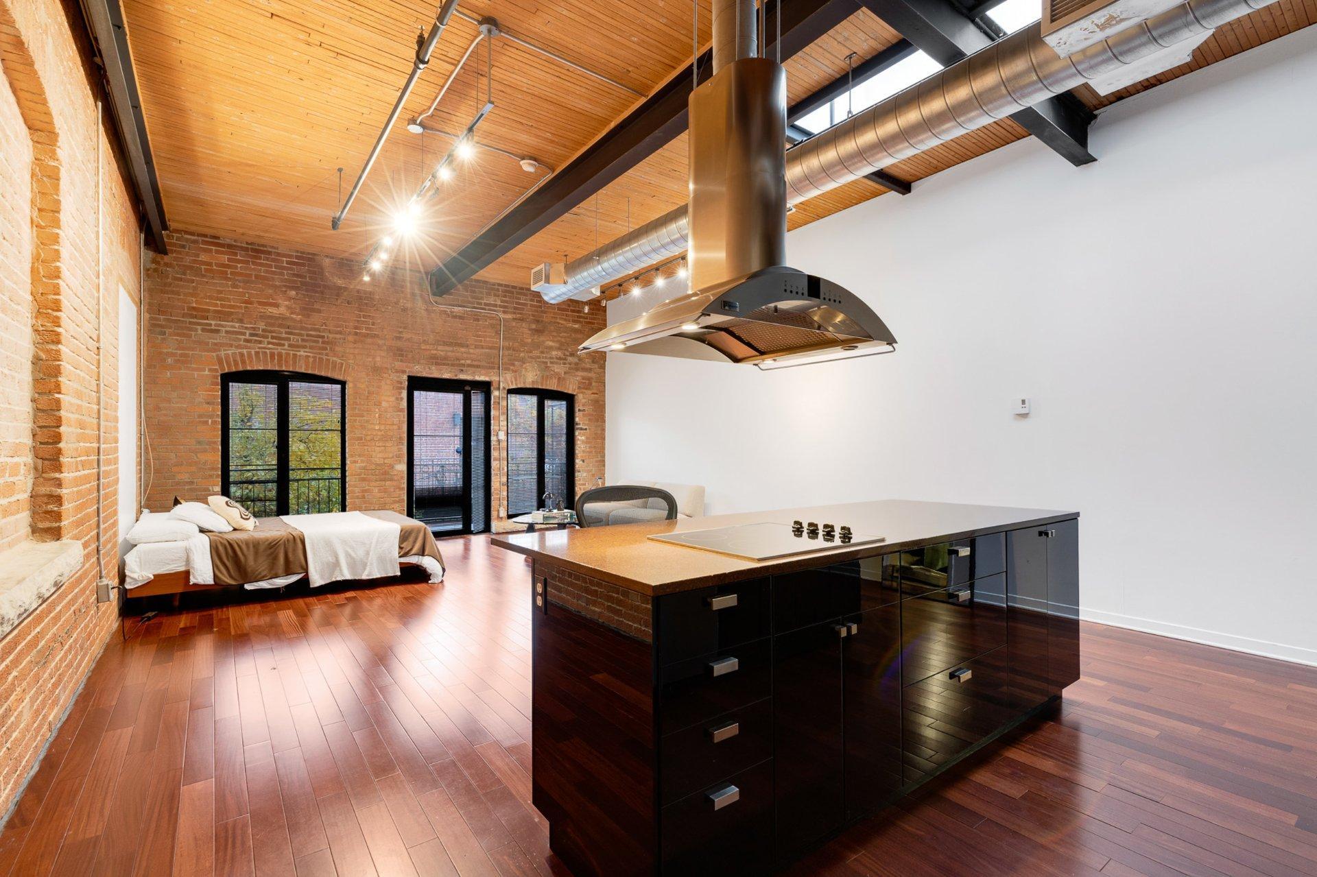 









3830


Rue St-Ambroise

, 210,
Montréal (Le Sud-Ouest),




QC
H4C3J9

