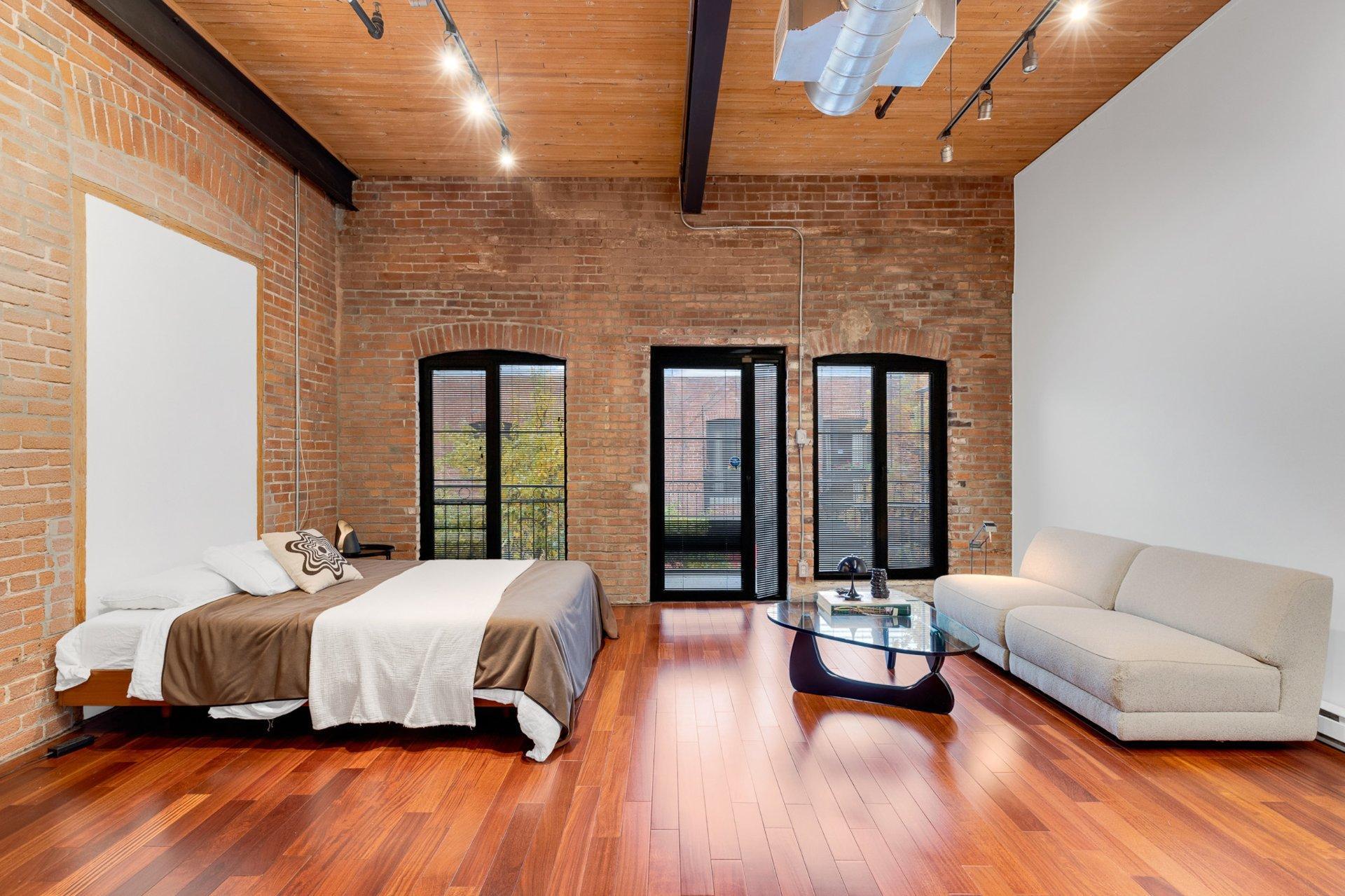 









3830


Rue St-Ambroise

, 210,
Montréal (Le Sud-Ouest),




QC
H4C3J9

