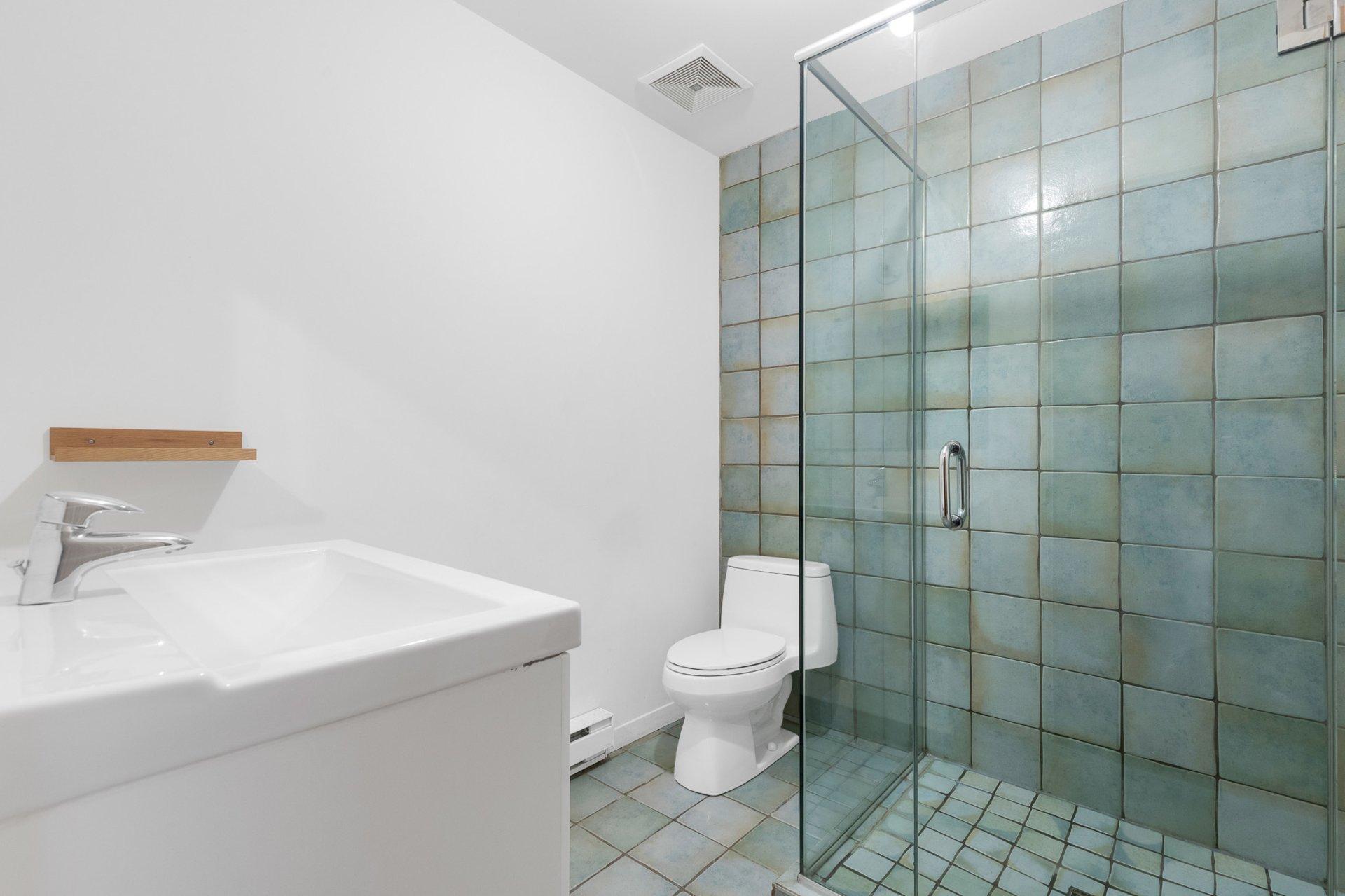 









3830


Rue St-Ambroise

, 210,
Montréal (Le Sud-Ouest),




QC
H4C3J9

