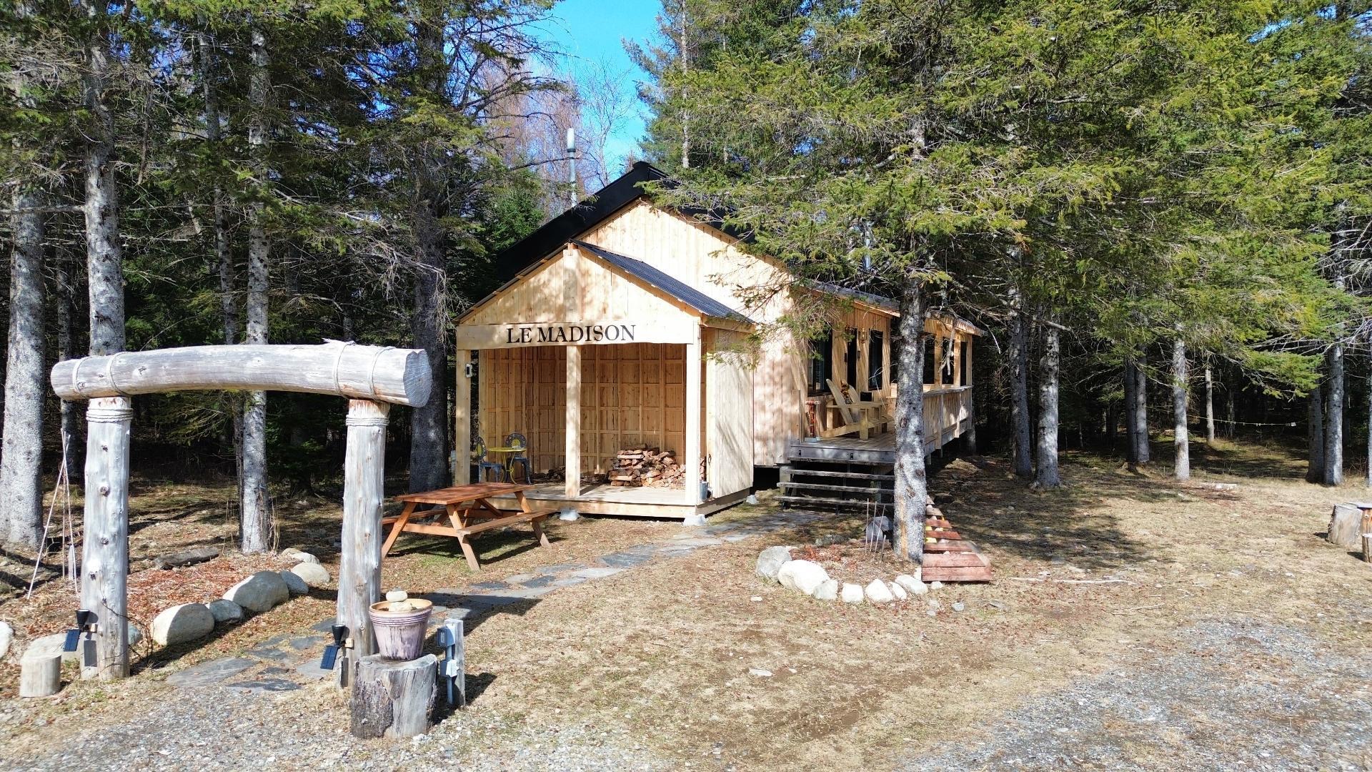 









36


Rg Cohoes

,
La Patrie,




QC
J0B1Y0

