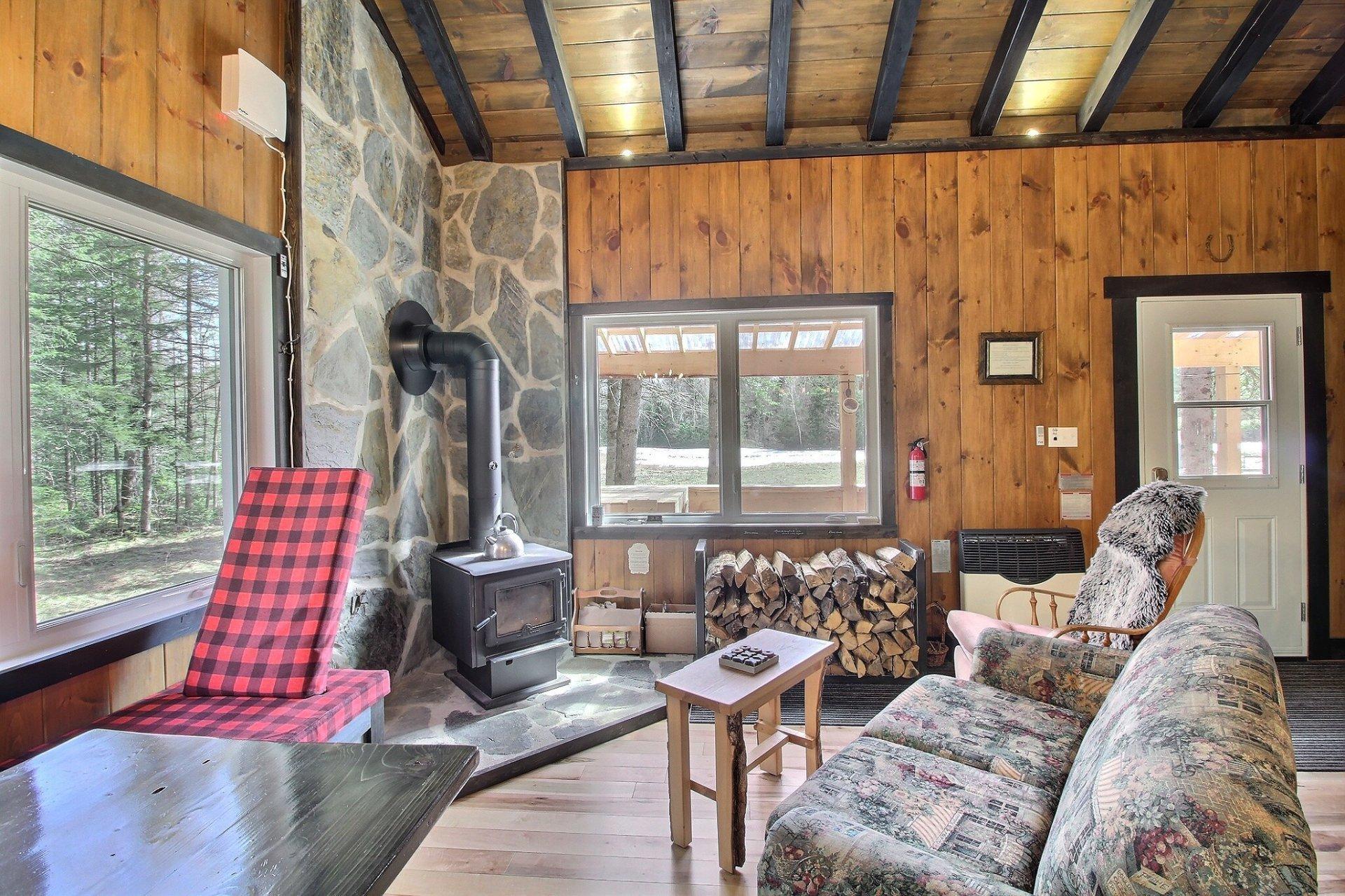 









36


Rg Cohoes

,
La Patrie,




QC
J0B1Y0

