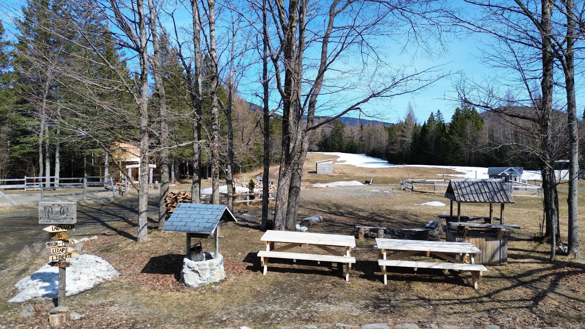 









36


Rg Cohoes

,
La Patrie,




QC
J0B1Y0

