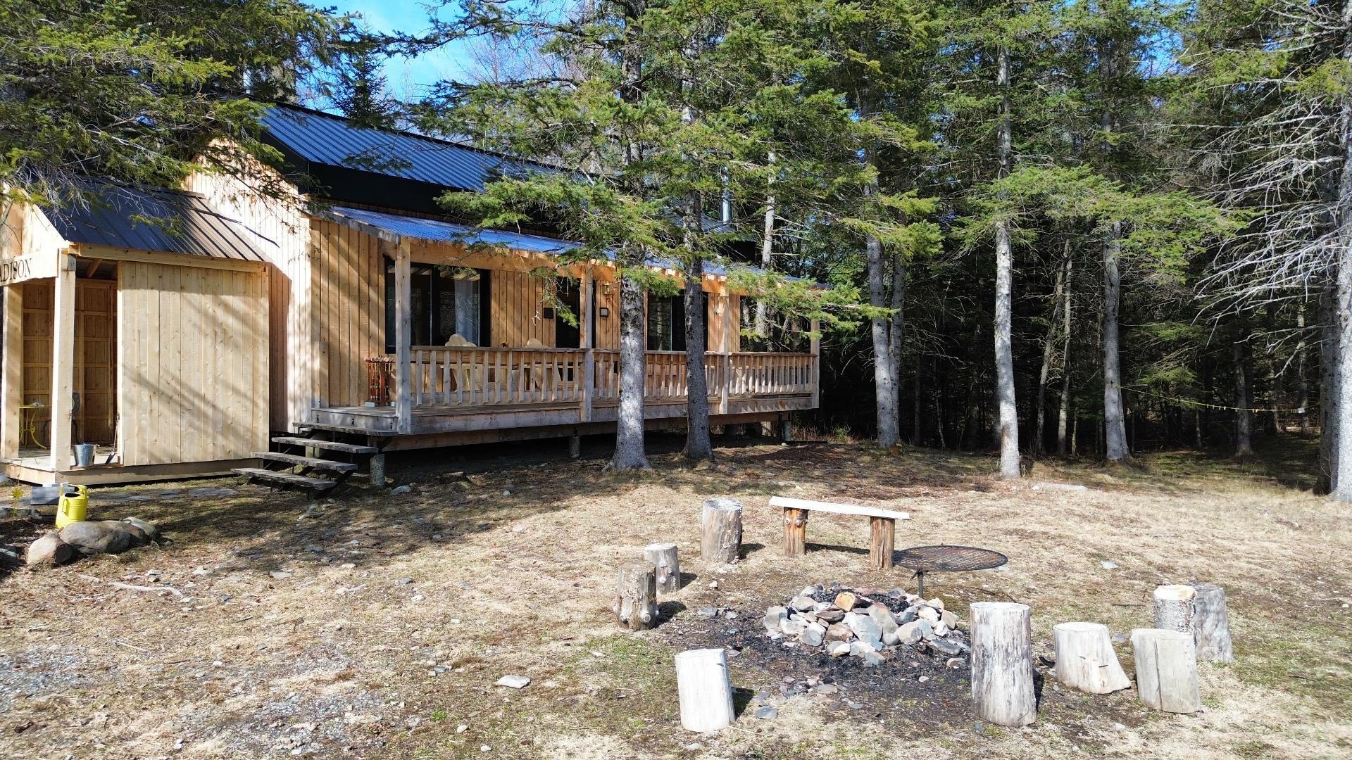 









36


Rg Cohoes

,
La Patrie,




QC
J0B1Y0

