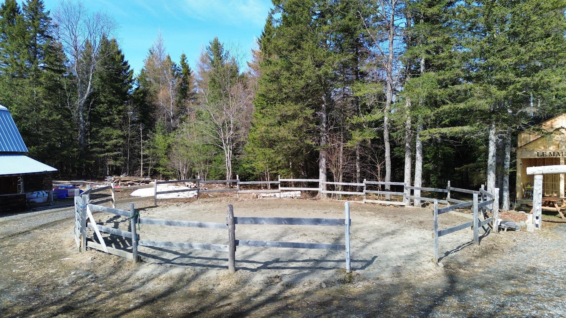 









36


Rg Cohoes

,
La Patrie,




QC
J0B1Y0

