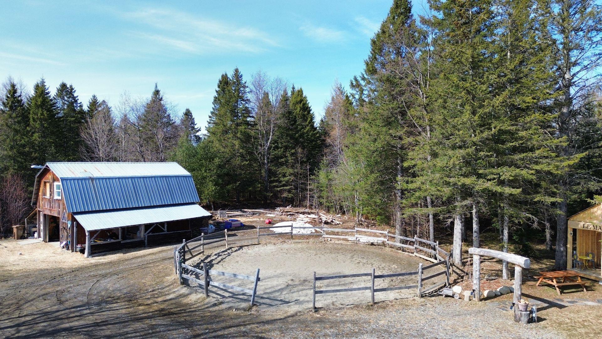 









36


Rg Cohoes

,
La Patrie,




QC
J0B1Y0

