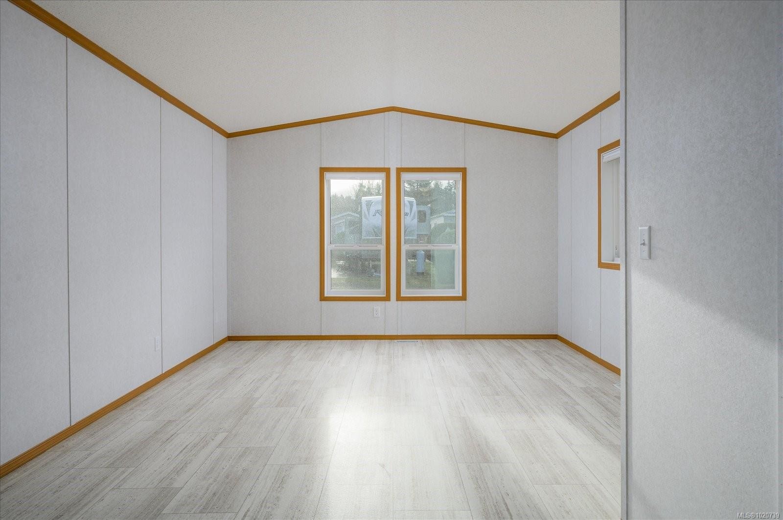 









6820


Parklands

Pl, 21,
Lantzville,




BC
V0R 2H0

