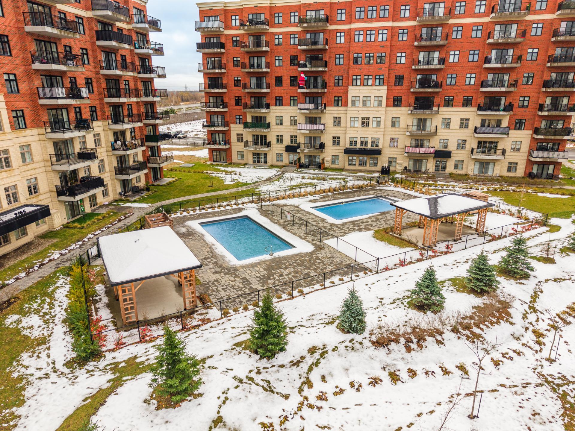 









9175


Rue Lennon

, 310,
Brossard,




QC
J4Y0S3

