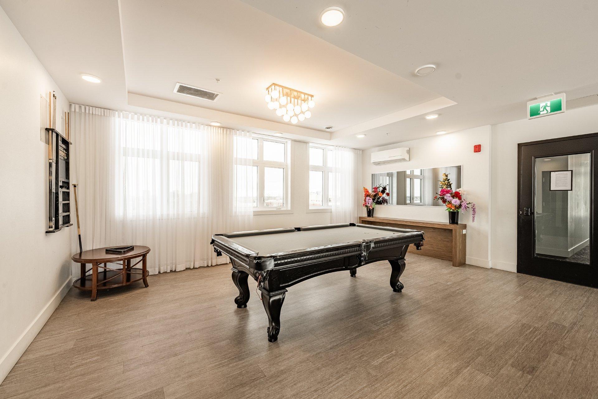 









9175


Rue Lennon

, 310,
Brossard,




QC
J4Y0S3

